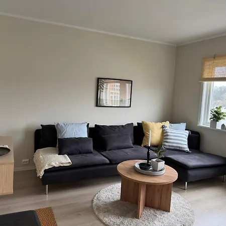 Meget Sentral Romslig 2-roms * Kristiansund